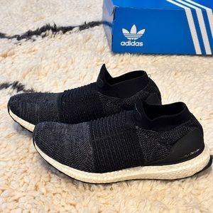 Adidas boost black tennis shoes women 7.5